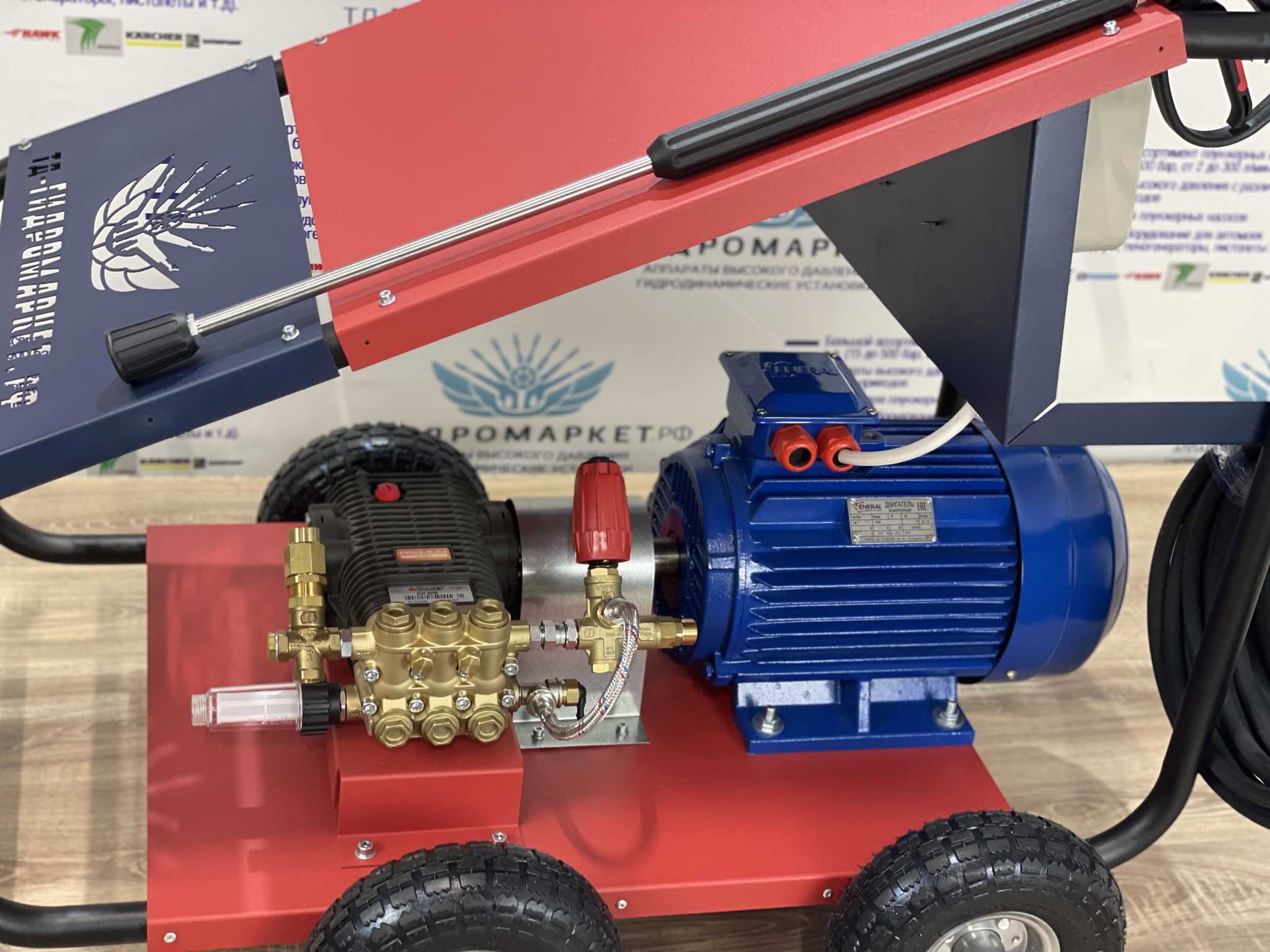 Аппарат высокого давления Comet HG (350 бар 15л/мин) электрический двигатель GME-11-350-15-CU-HG
